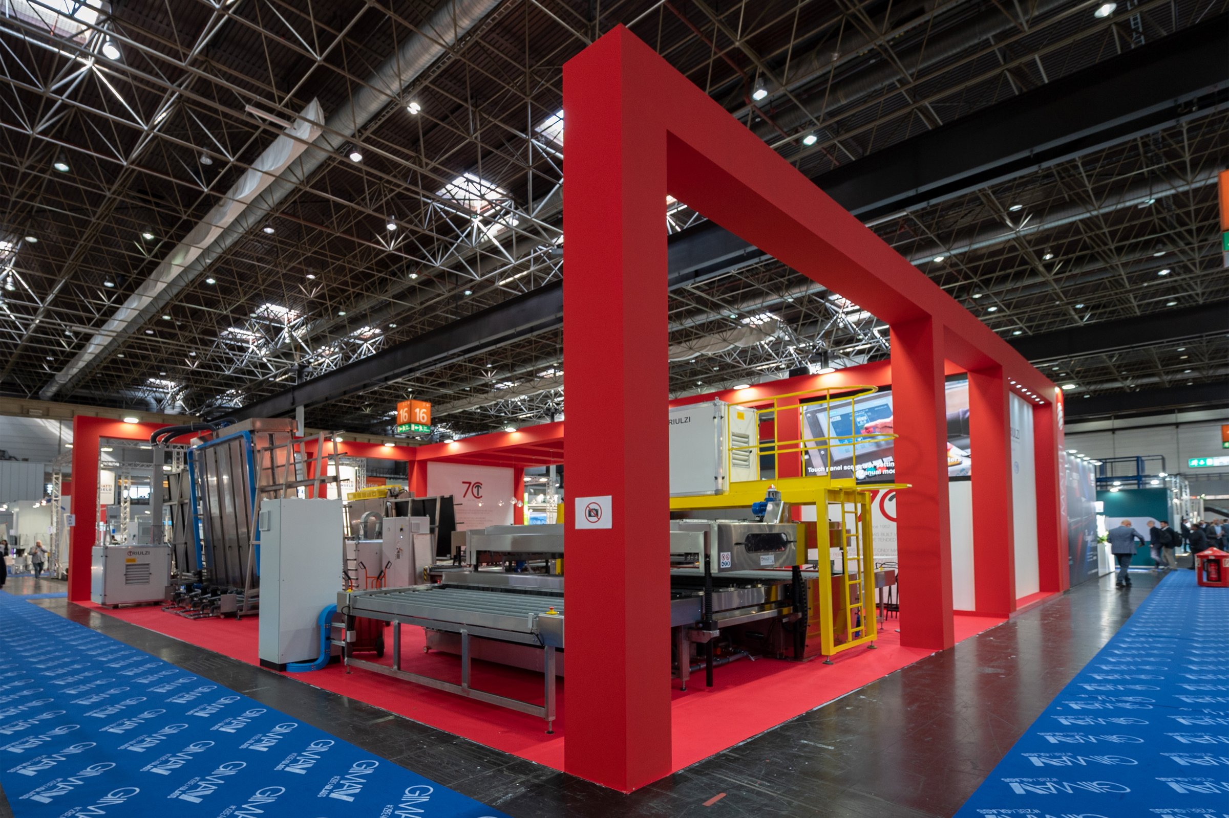 Exhibition space of the Triulzi stand at Glasstec